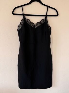 Lulu’s Black Lace Trim Slip Dress Size S